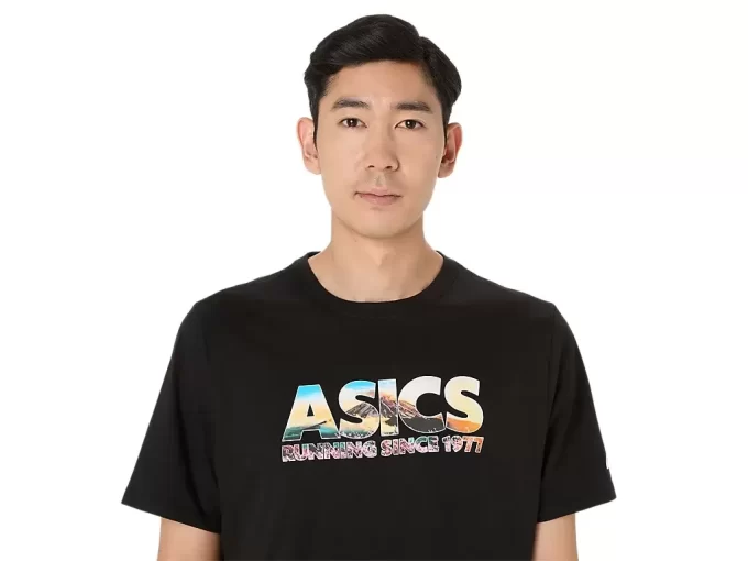 BLOSSOMING FUJI T-SKJORTE