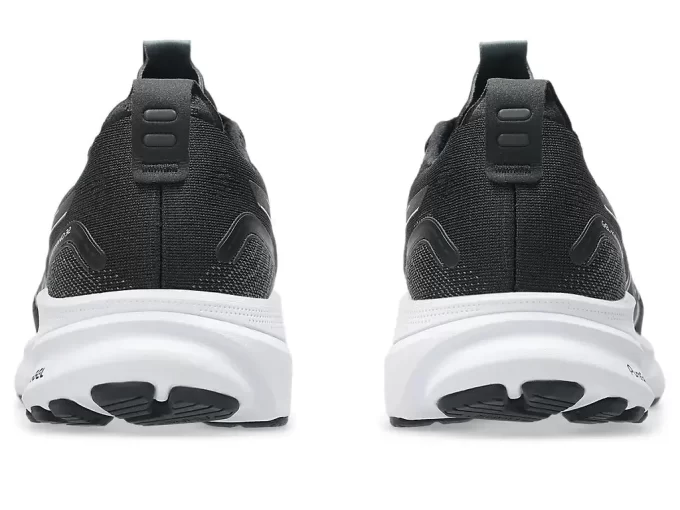 GEL-KAYANO 32. GRUNNSKOLE GEL-KAYANO 32. GRUNNSKOLE