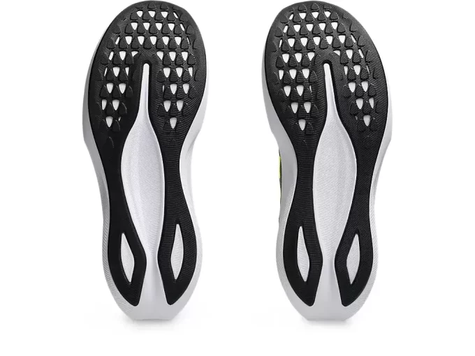 HYPERHASTIGHET 4 HYPERHASTIGHET 4