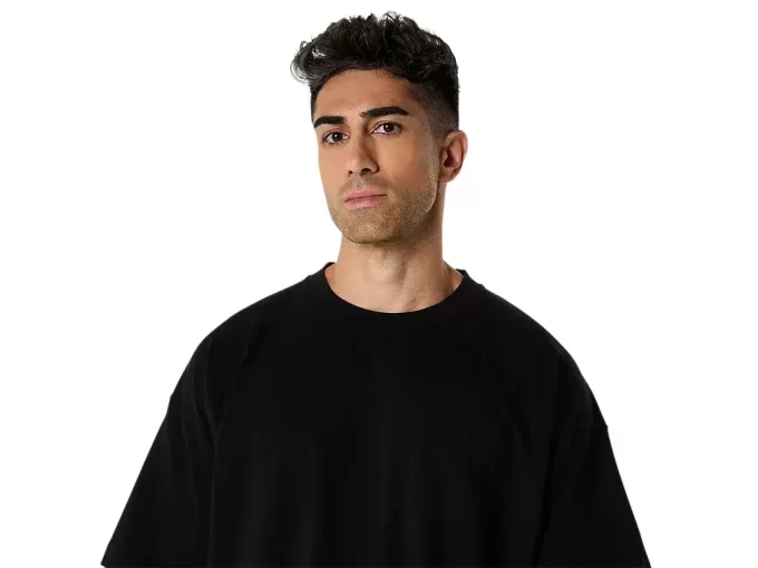 TYGG T-SHIRT MED AVSLAPPET LOMME