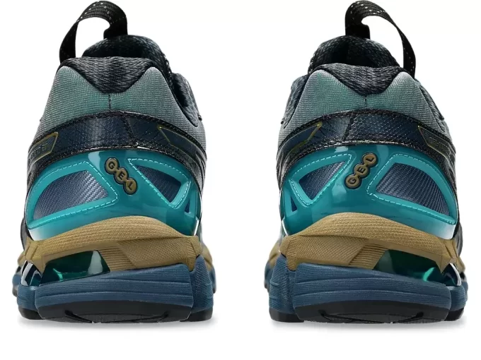 UB10-S GEL-KAYANO 20