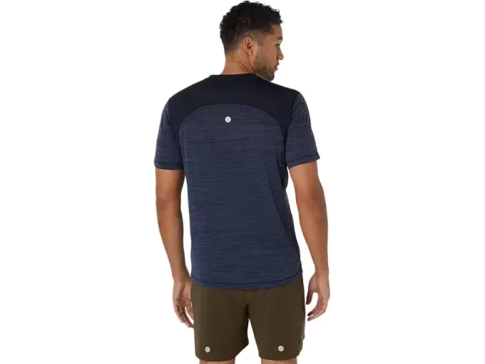 VEITOPP MED KORTERMET ERME