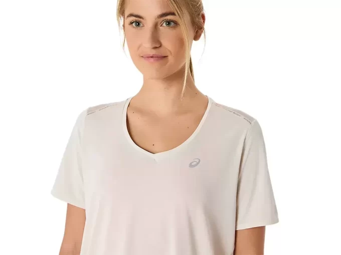 VEITOPP MED V-HALS KORT ERME